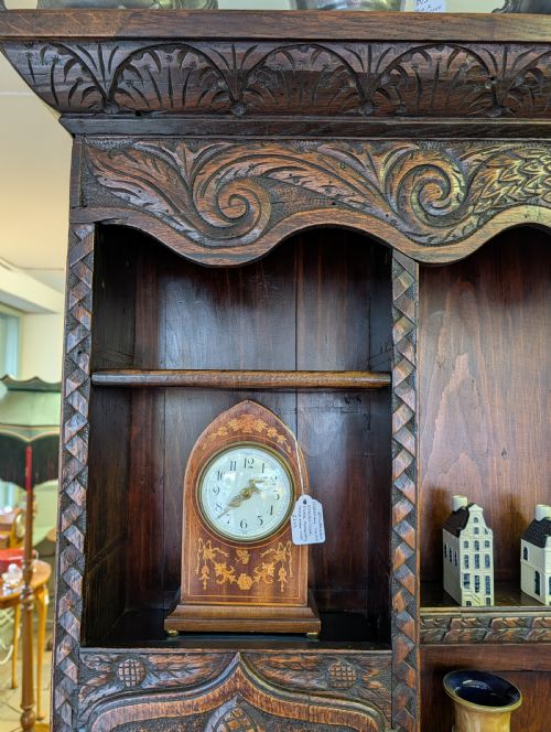 18TH CENTURY ORNATELY CARVED JACOBEAN OAK DRESSER - ADDITIONAL PHOTO 8