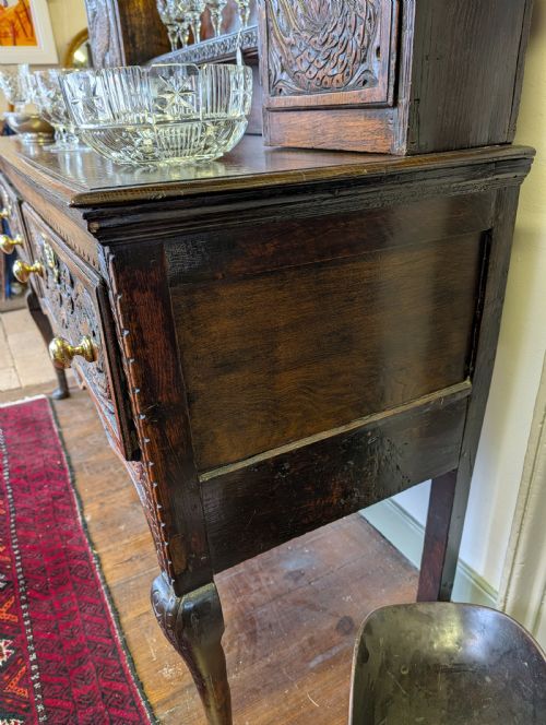18TH CENTURY ORNATELY CARVED JACOBEAN OAK DRESSER - ADDITIONAL PHOTO 12