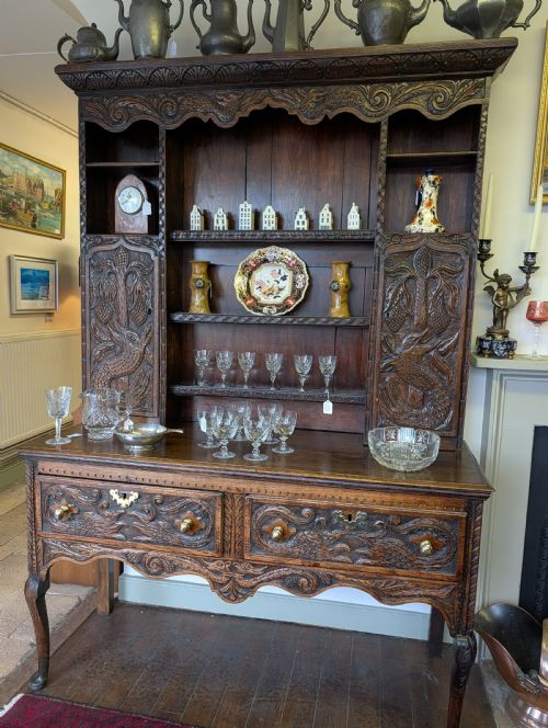 18TH CENTURY ORNATELY CARVED JACOBEAN OAK DRESSER - ADDITIONAL PHOTO 20