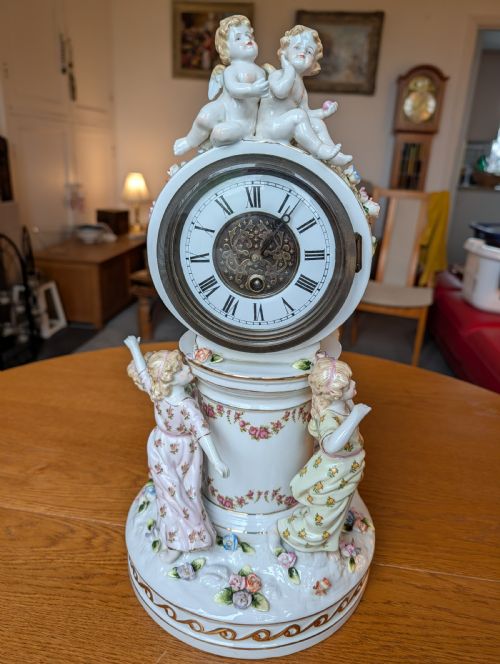 early 20th century meissen dresden mantle clock swiss movement perfect condition - CATEGORY: ANTIQUE CLOCKS - DATED 1910