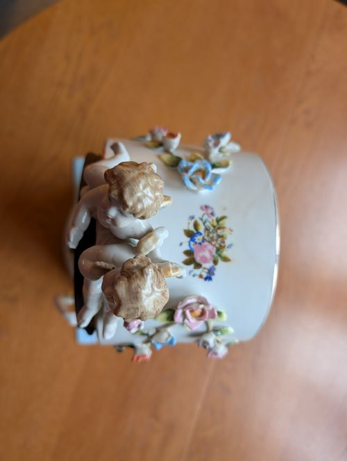 EARLY 20TH CENTURY MEISSEN DRESDEN MANTLE CLOCK SWISS MOVEMENT PERFECT CONDITION - ADDITIONAL PHOTO 5