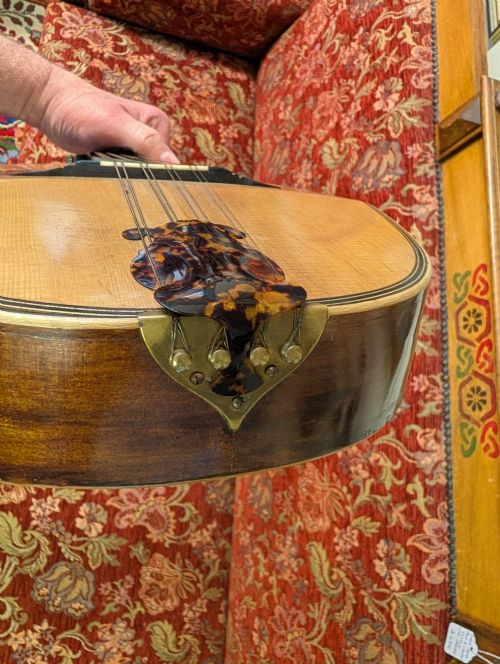 19TH CENTURY ITALIAN 8 STRING FLAT BACK MANDOLIN - ADDITIONAL PHOTO 2