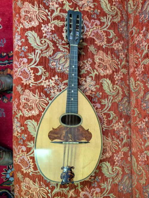 19TH CENTURY ITALIAN 8 STRING FLAT BACK MANDOLIN - ADDITIONAL PHOTO 10
