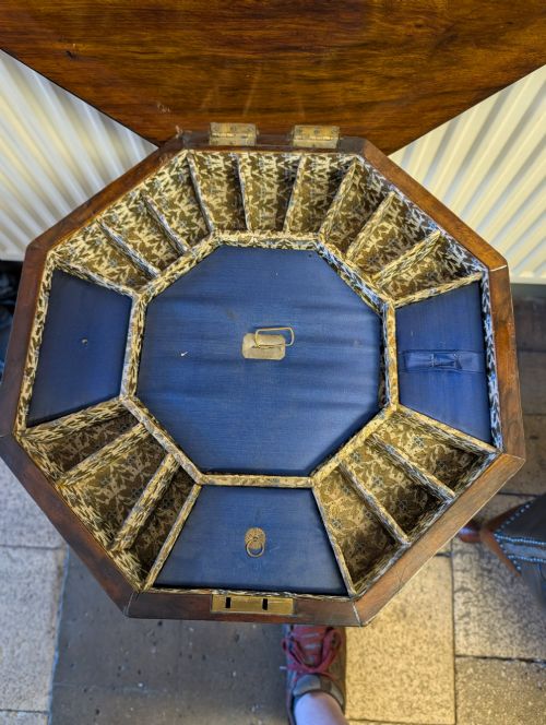 19TH CENTURY WALNUT CHESS SEWING TABLE - ADDITIONAL PHOTO 3