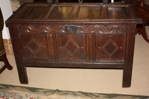 Good Seventeenth Century Oak Coffer