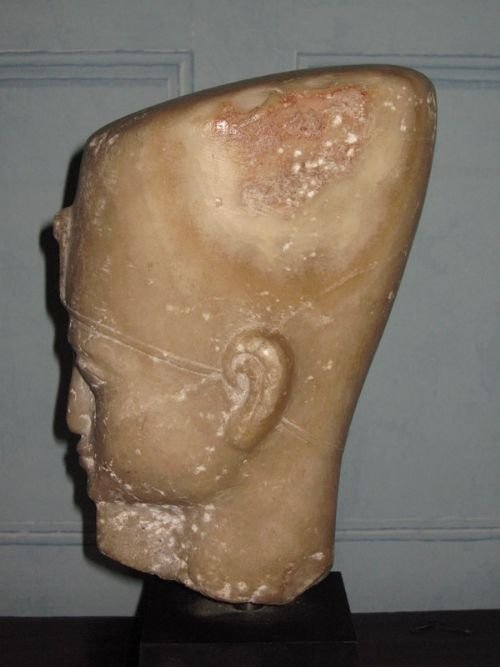 fig 1. Calcite-Alabaster Egyptian Head