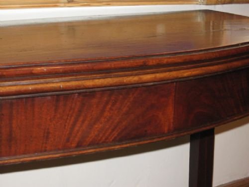 fig 1. Georgian Serpentine front Tea Table