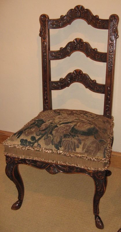 fig 1. PAIR OF CONTINENTAL SIDE CHAIRS