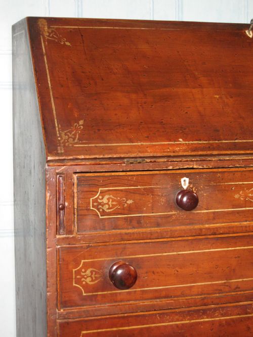RARE GEORGIAN PAINTED PINE BUREAU - ADDITIONAL PHOTO 2