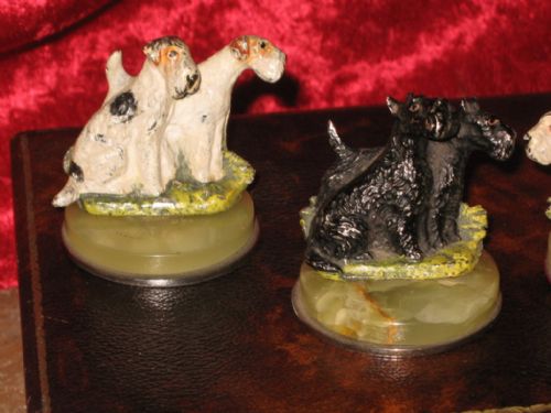 SUPERB BOXED SET OF COLD PAINTED BRONZE MENU HOLDERS - ADDITIONAL PHOTO 4