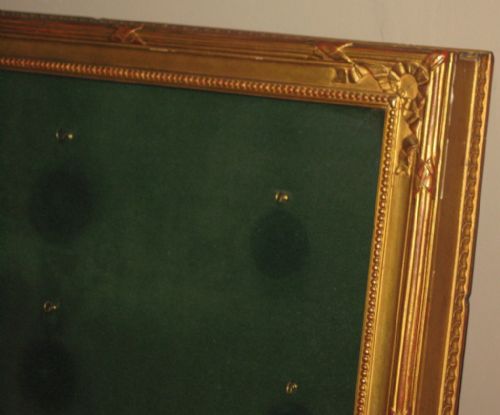 FINE PAIR OF EDWARDIAN HANGING GILT DISPLAY CASES - ADDITIONAL PHOTO 4