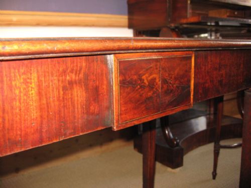 GEORGIAN MAHOGANY TEA TABLE - ADDITIONAL PHOTO 7