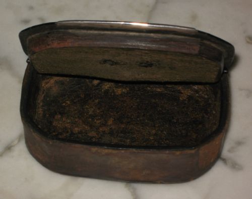 GEORGIAN LEATHER SNUFF BOX - ADDITIONAL PHOTO 5