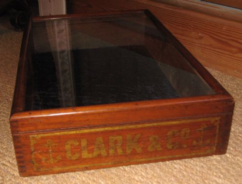 CLARKCO ANCHOR CROCHET DISPLAY CASE - ADDITIONAL PHOTO 1