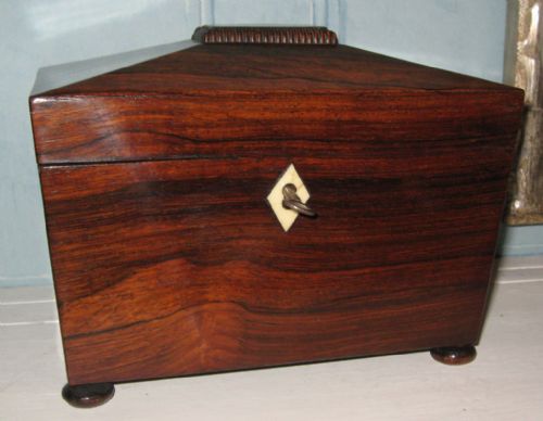 charming regency rosewood tea caddy - CATEGORY: ANTIQUE BOXES - DATED 1800