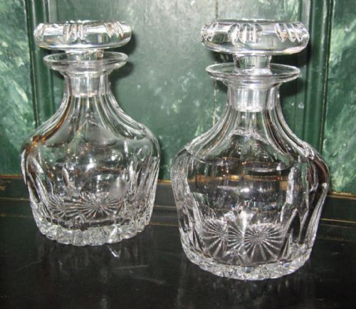 superb pair of lead crystal decanters - CATEGORY: ANTIQUE GLASS - DATED 1920