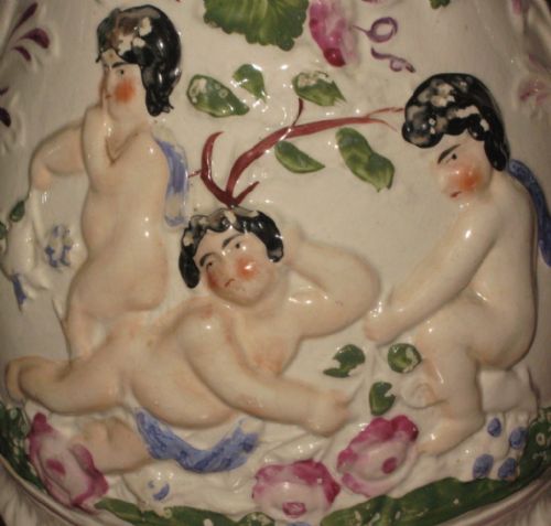UNUSUAL SET OF THREE VICTORIAN GRADUATED JUGS - ADDITIONAL PHOTO 5