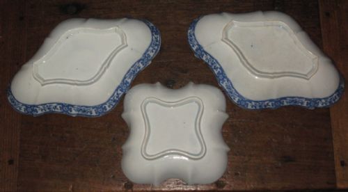 THREE 'ORNITHOLOGICAL SERIES' BLUE AND WHITE DISHES - ADDITIONAL PHOTO 6