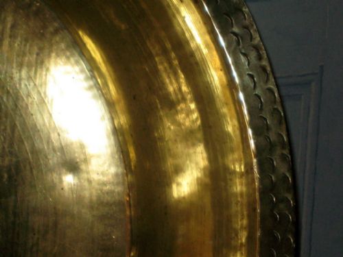 LARGE SEVENTEENTH CENTURY DUTCH BRASS BOWL - ADDITIONAL PHOTO 1