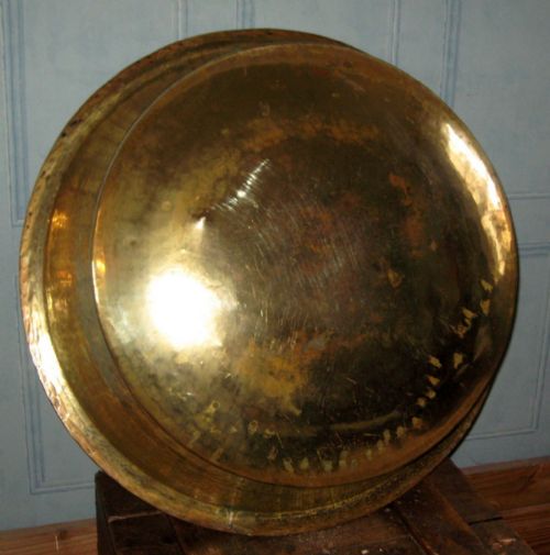 LARGE SEVENTEENTH CENTURY DUTCH BRASS BOWL - ADDITIONAL PHOTO 2