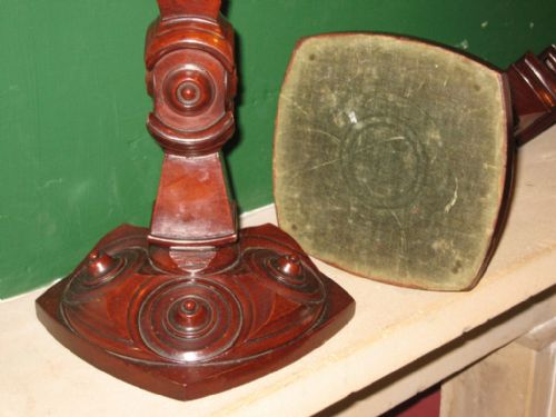 PAIR OF LARGE MAHOGANY CANDLESTICKS - ADDITIONAL PHOTO 6