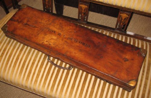 gun case of honourable hvduncombe - CATEGORY: ANTIQUE MISCELLANEOUS - DATED 1880
