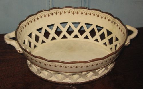 creamware chestnut basket - CATEGORY: ANTIQUE CERAMICS - DATED 1800