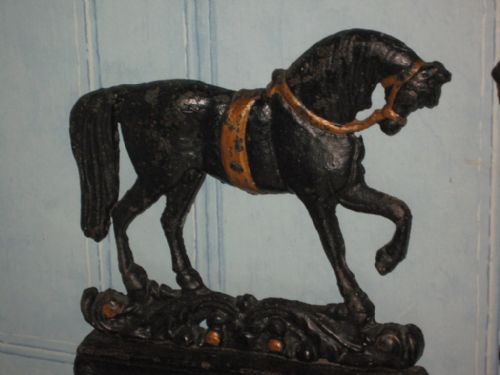 PAIR VICTORIAN CAST IRON HORSES - ADDITIONAL PHOTO 2