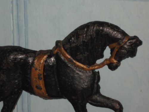 PAIR VICTORIAN CAST IRON HORSES - ADDITIONAL PHOTO 3