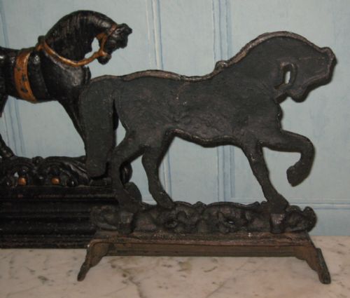 PAIR VICTORIAN CAST IRON HORSES - ADDITIONAL PHOTO 4