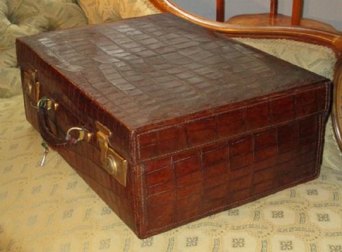 EDWARDIAN CROCODILE LEATHER SUITCASE - ADDITIONAL PHOTO 2