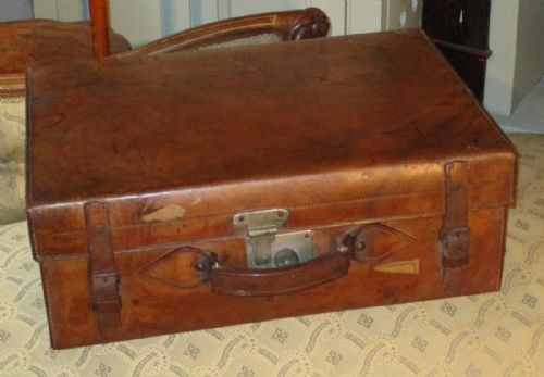 leather suitcase - CATEGORY: ANTIQUE MISCELLANEOUS - DATED EDWARDIAN
