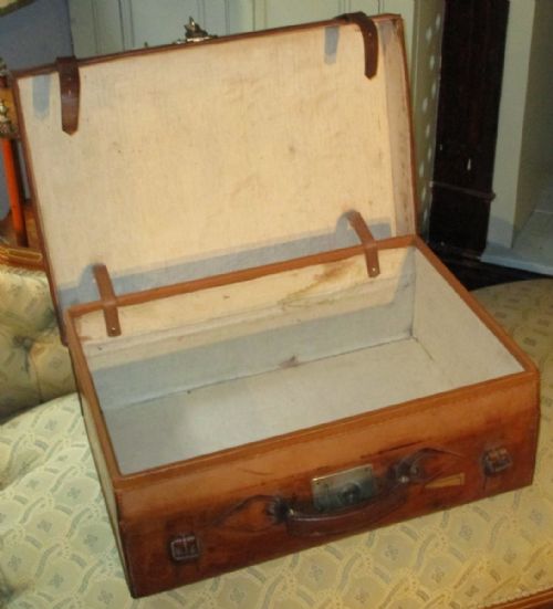 LEATHER SUITCASE - ADDITIONAL PHOTO 3