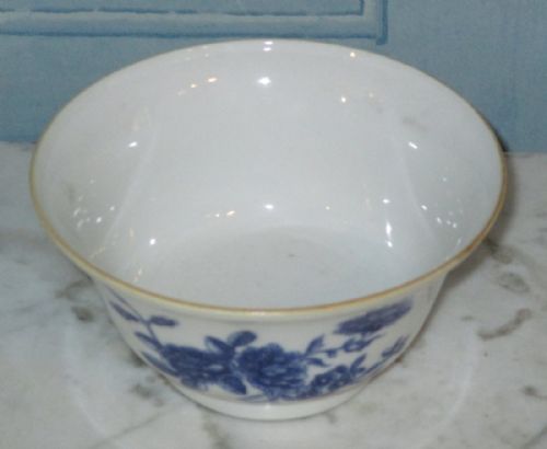 FINE CHINESE PORCELAIN TEA BOWL - ADDITIONAL PHOTO 4