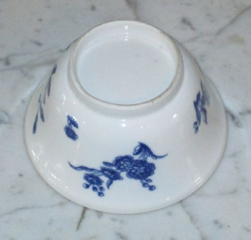 FINE CHINESE PORCELAIN TEA BOWL - ADDITIONAL PHOTO 5