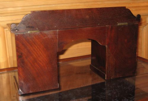 VICTORIAN TEA CADDY IN THE FORM OF A MINIATURE SIDEBOARD - ADDITIONAL PHOTO 3