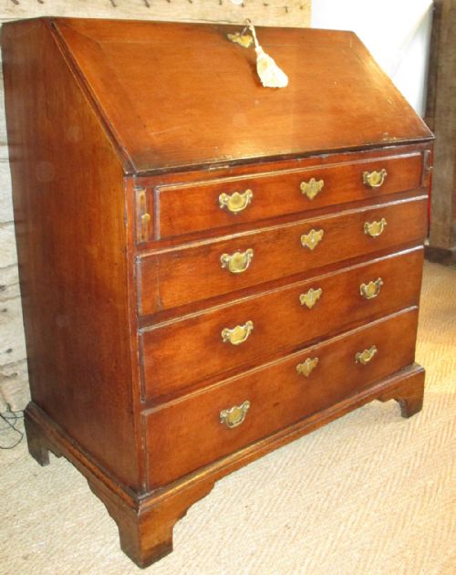 SUPERB ORIGINAL GEORGE II OAK BUREAU - ADDITIONAL PHOTO 4
