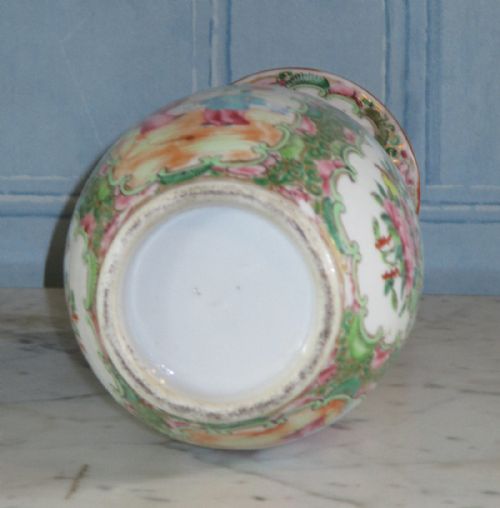 PAIR OF CHINESE PORCELAIN FAMILLE ROSE PALETTE VASES - ADDITIONAL PHOTO 6