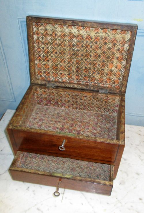 REGENCY MAHOGANY JEWELLERY BOX - ADDITIONAL PHOTO 3