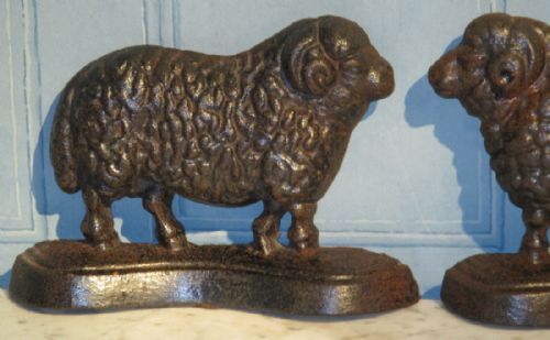 PAIR OF CAST IRON SHEEP - ADDITIONAL PHOTO 2