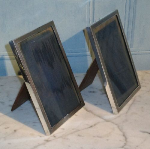 QUALITY PAIR OF SILVER PHOTO FRAMES - ADDITIONAL PHOTO 7