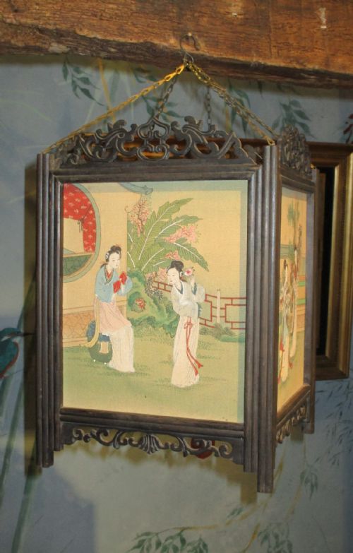 CHINESE PAINTED SILK AND HARDWOOD LANTERN - ADDITIONAL PHOTO 3