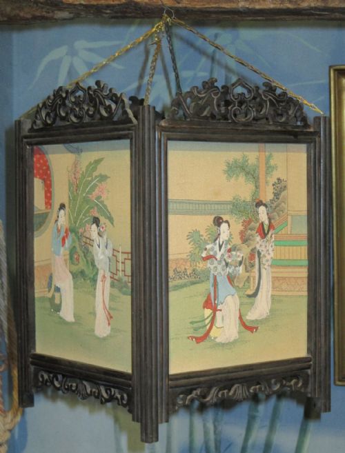 CHINESE PAINTED SILK AND HARDWOOD LANTERN - ADDITIONAL PHOTO 4