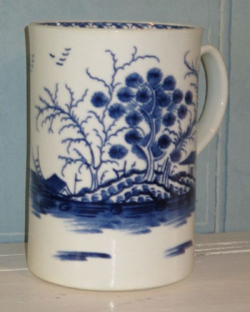 EARLY WORCESTER PORCELAIN TANKARD - ADDITIONAL PHOTO 1