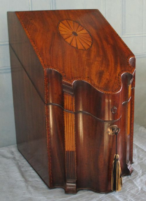 superb georgian mahogany knife box - CATEGORY: ANTIQUE BOXES - DATED GEORGIAN