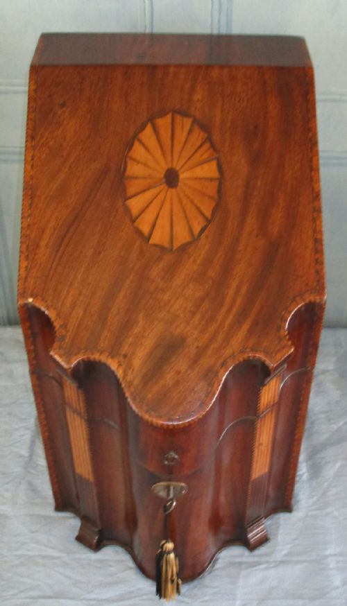 SUPERB GEORGIAN MAHOGANY KNIFE BOX - ADDITIONAL PHOTO 4