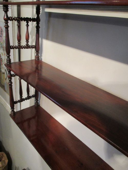 FINE VICTORIAN MAHOGANY HANGING SHELVES - ADDITIONAL PHOTO 4