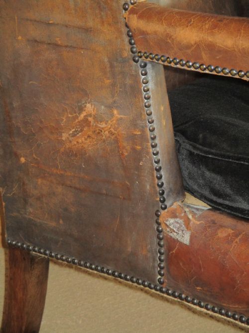 FINE ORIGINAL LEATHER WING CHAIR - ADDITIONAL PHOTO 3