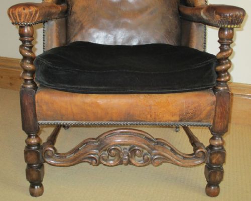 FINE ORIGINAL LEATHER WING CHAIR - ADDITIONAL PHOTO 7