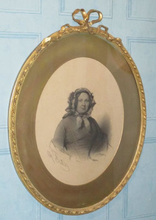 THREE SUPERB VICTORIAN PENCIL PORTRAITS - ADDITIONAL PHOTO 4